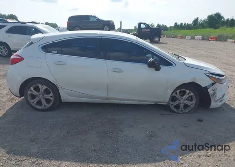 2018 Chevrolet Cruze Premier Auto z USA, uszkodzony, nr VIN 3G1BF6SM3JS651748